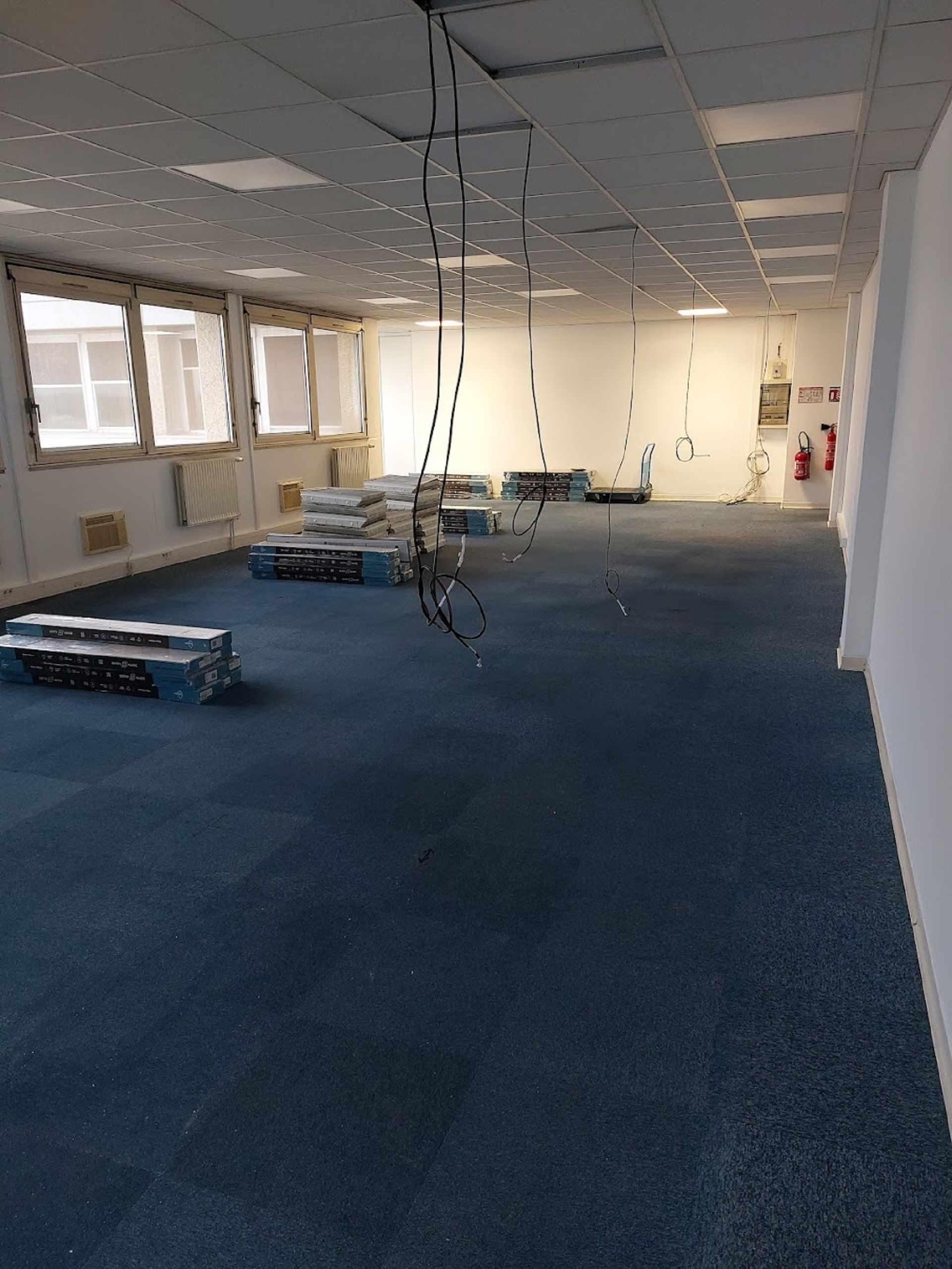 Rénovation installations électriques bureaux et locaux à Toulouse